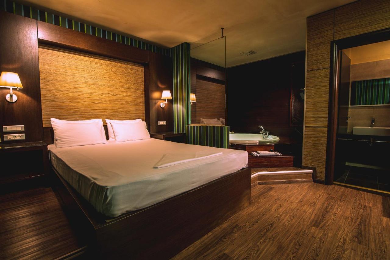 Ruby Rooms Kifisia - Adults Only Athènes Extérieur photo